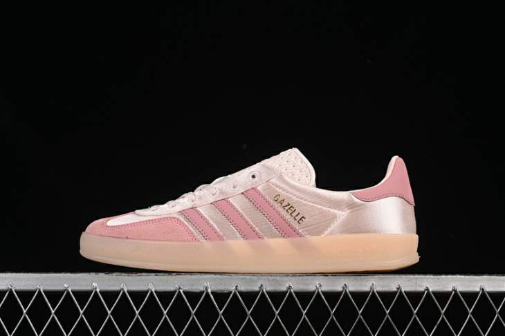 Picture of Adidas Gazelle _SKUfw19954545473545812fw